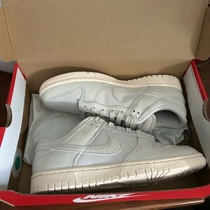 Nike Dunk Low Retro Premium “Light Orewood Brown”